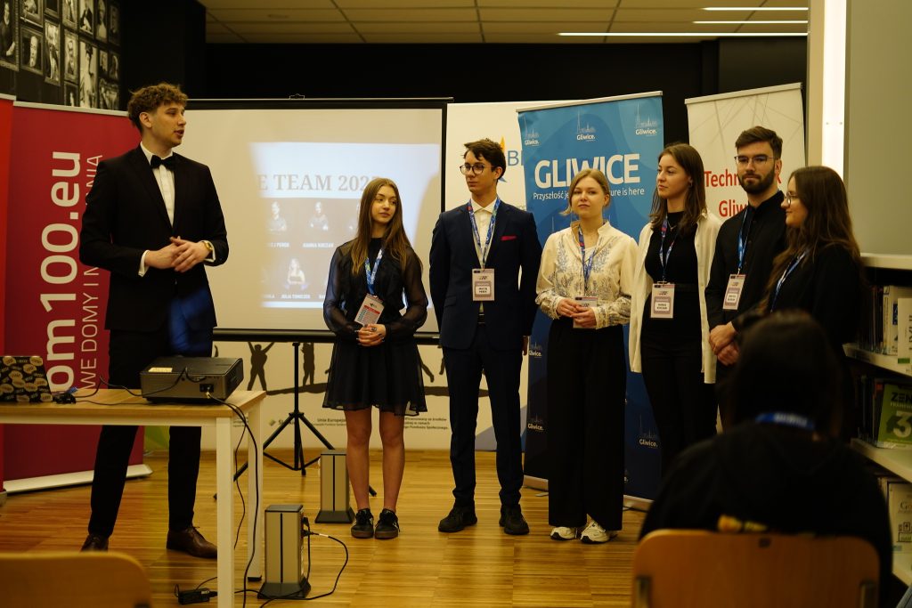 _DSC6254_Easy-Resize.com